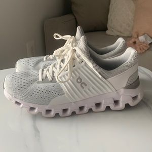 On Cloudswift Running Shoe Size 7